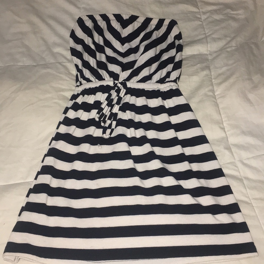 Striped strapless dress
